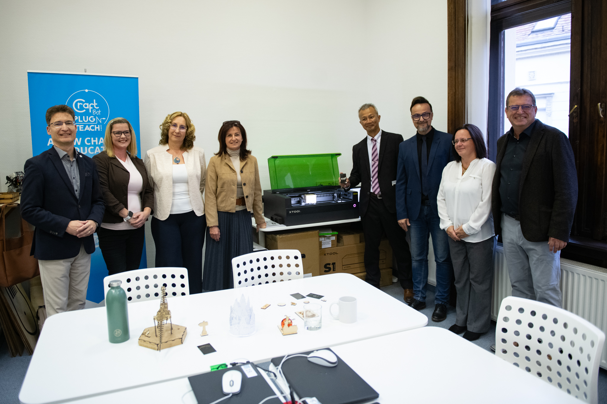 Négy iskola kapott korszerű lézervágókat, hogy fejleszthessék a diákok kreativitását